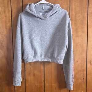 Rue21 Heather Gray Cropped Hoodie